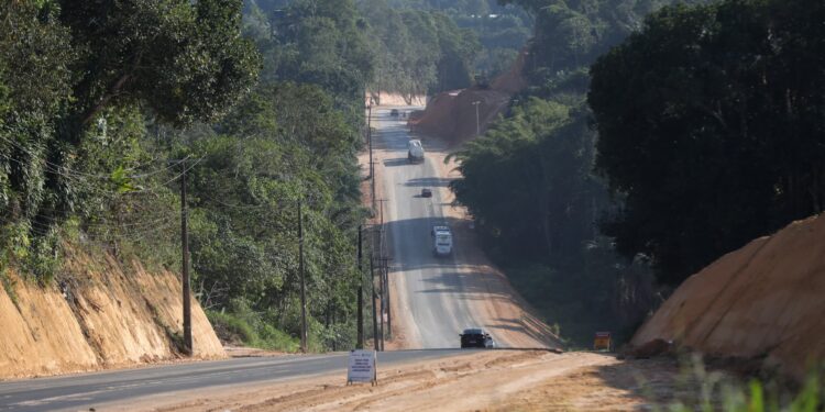 MPAM instaura procedimento administrativo para acompanhar medidas de segurança no trânsito na AM-010