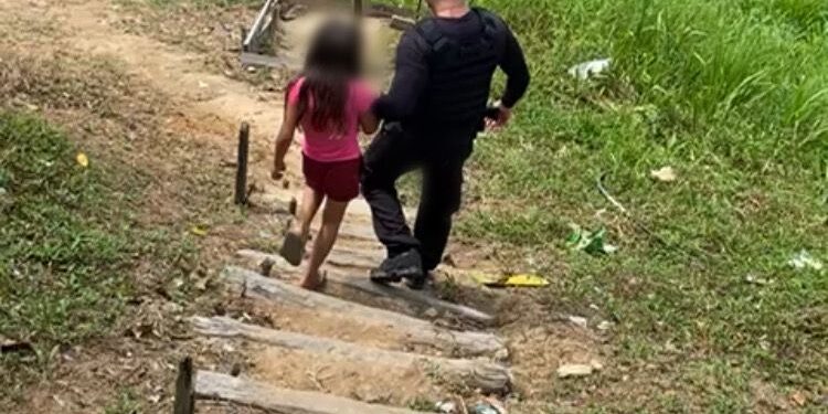 Criança que foi levada a força de Juruá pelo próprio pai é resgatada no Amazonas
