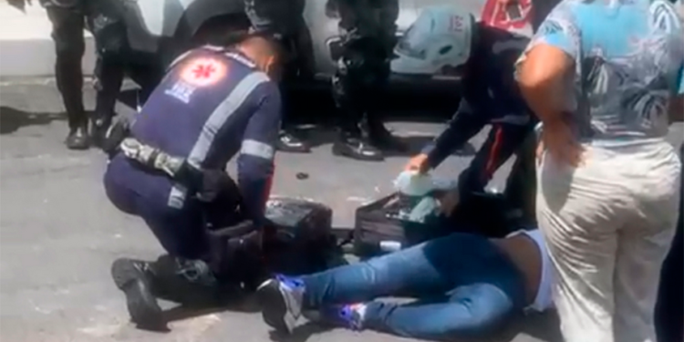 Bandidos tentam matar casal colombiano a tiros em Manaus