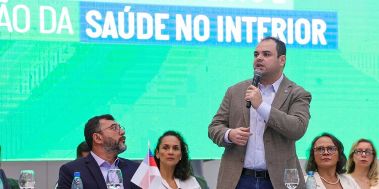 Roberto Cidade destaca incremento de R$ 181 milhões na saúde dos municípios