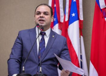 Presidente Roberto Cidade esclarece readequação no regimento interno da Aleam e afirma que não haverá alteração na quantidade de sessões plenárias
