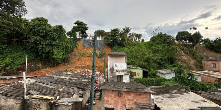 DPE-AM e Prefeitura de Manaus oficializam acordo coletivo que garante transferência de famílias de área de risco para residenciais do ‘Minha Casa, Minha Vida’