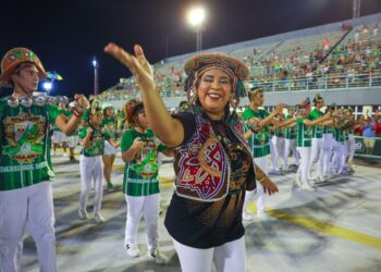 Carnaval na Floresta 2025: Escolas de samba de Manaus intensificam ensaios no fim de semana