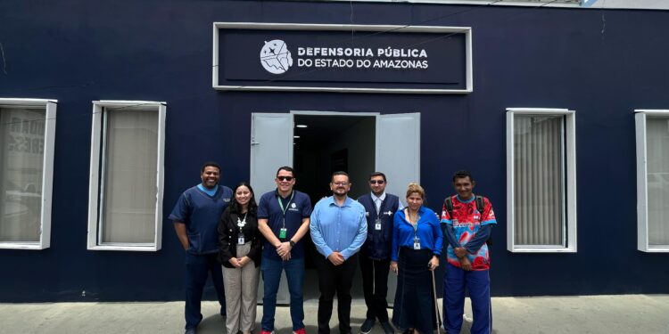 DPE-AM reúne com representantes do Conselho Estadual de Saúde para discutir pautas em defesa de pessoas com deficiência e pacientes hemofílicos 