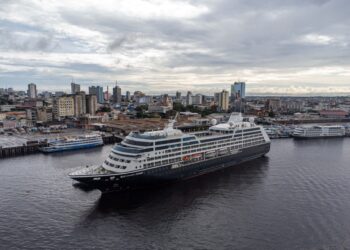 Temporada de Cruzeiros 2024/2025: Azamara Journey visita pela primeira vez o Amazonas