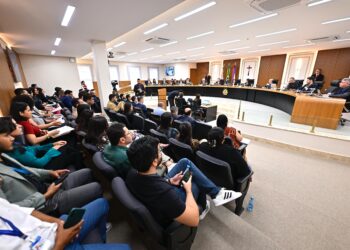 TCE-AM reprova contas da Câmara de Tapauá e aplica multa a ex-presidente
