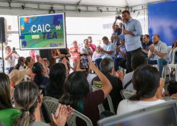 Governador Wilson Lima reinaugura Caic Alexandre Montoril reformado no bairro Petrópolis, zona sul