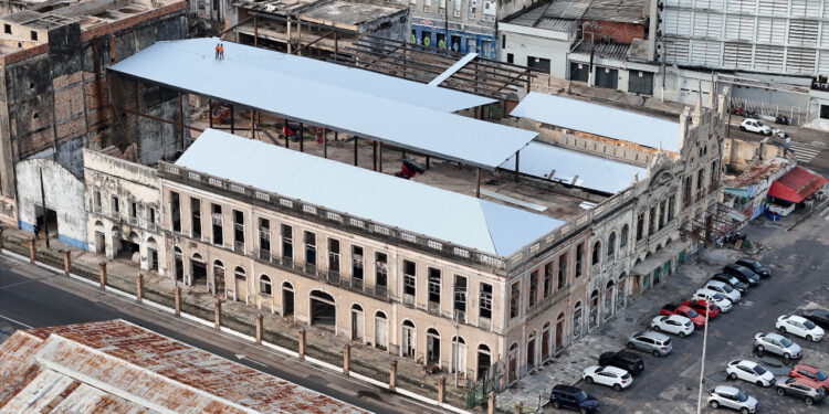 Mais de 40 produtores participam da Feira de Agricultura Familiar em Manaus