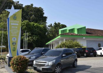 Polícia prende homem com vários BOs por ameaçar, perseguir e descumprir a medida protetiva da ex-companheira