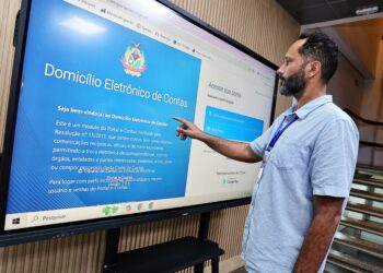 TCE-AM alerta sobre como gestores devem prestar contas pela internet