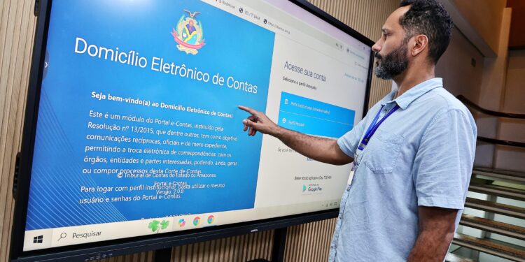 TCE-AM alerta sobre como gestores devem prestar contas pela internet