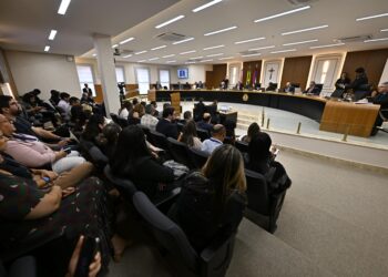 TCE-AM reprova contas e aplica multas a gestores das câmaras de Juruá e Caapiranga