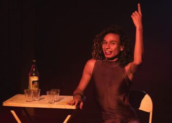 Estreia ‘Deusa Profana — A Aparição da Aparecida’, espetáculo criado e protagonizado por travestis em Manaus