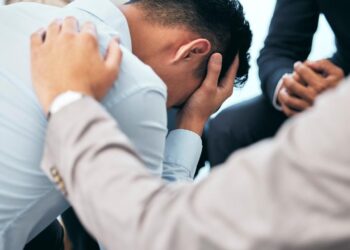 Saúde mental em foco: empresa especializada destaca práticas para evitar afastamentos por questões emocionais
