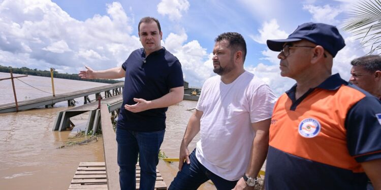 Em vistoria, Roberto Cidade cobra ação efetiva para recuperação do Porto de Borba