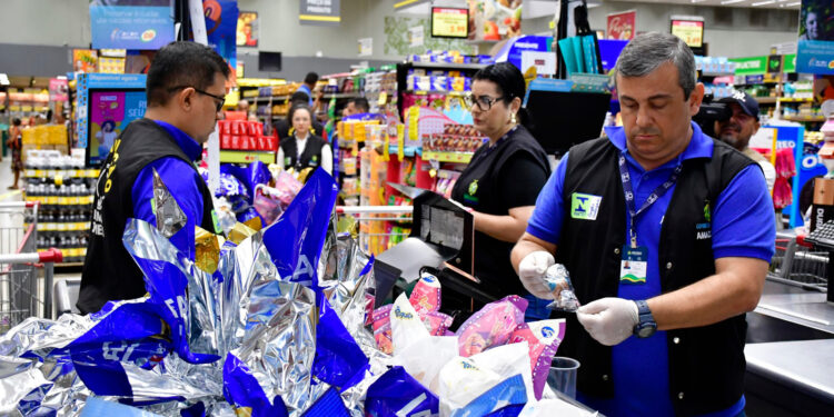 Operação Páscoa: Ipem-AM intensifica fiscalização e alerta consumidores para cuidados na hora das compras