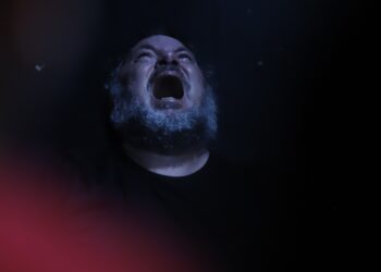 Grupo Usina apresenta “Momo – Um Ato Poético para Testemunhas” na Sala Selma Bustamante