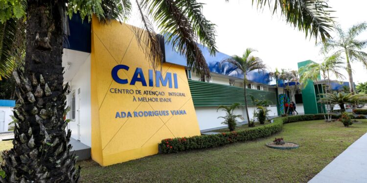MP investiga possíveis irregularidades em piscinas de hidroterapia dos Caimis de Manaus