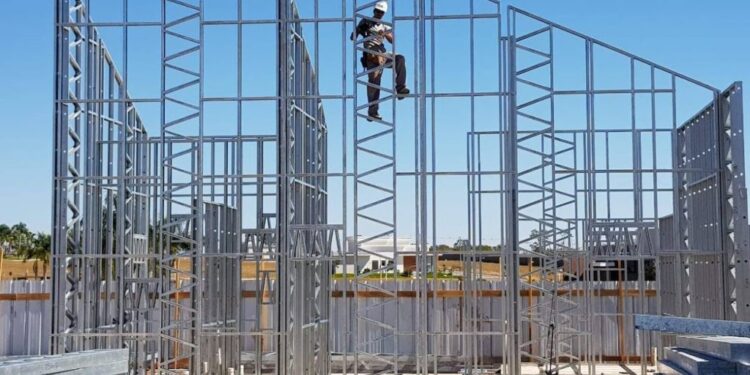 Obras sustentáveis viram tendência na construção civil, unindo eficiência, economia e responsabilidade ambiental