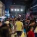 Na rua Barroso, manauaras participam da abertura do Dia Mundial da Criatividade