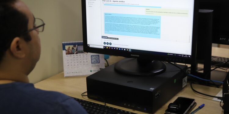DPE-AM lança ferramenta de IA que auxiliará defensores e servidores no trabalho diário com documentos 