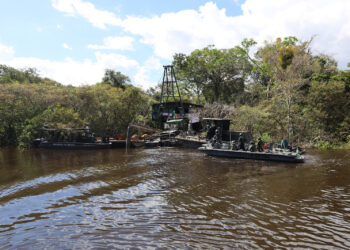 Suspeitos de garimpo são presos e dragas apreendidas no Amazonas