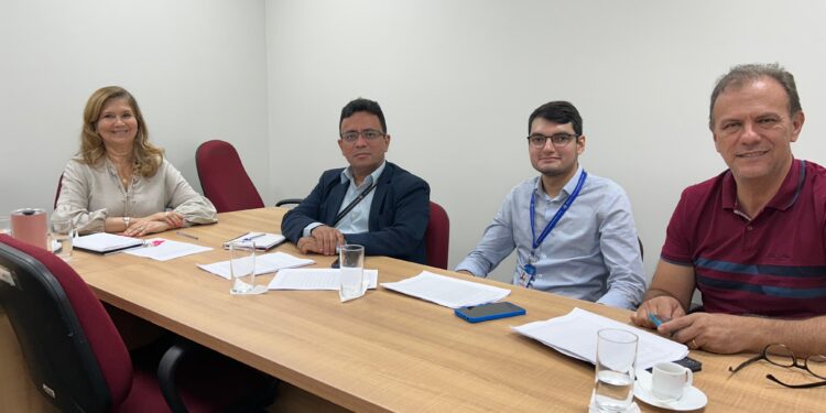 TCE-AM e MP-AM firmam parceria para fiscalizar escolas com problemas de água e saneamento no Amazonas