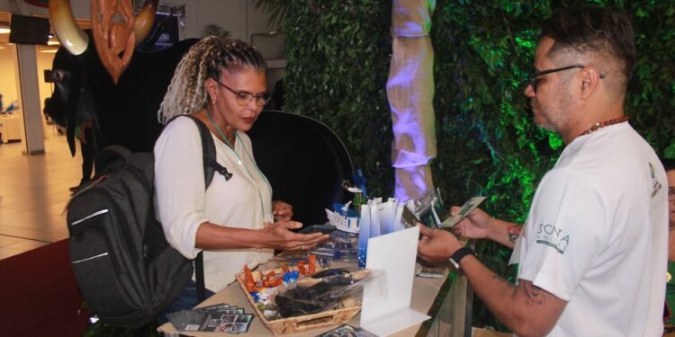 Parintins apresenta atrativos no Festival Amazonas de Turismo