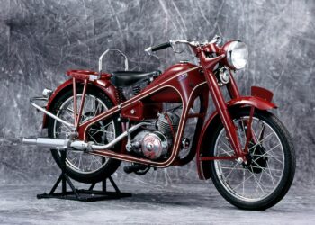 Honda atinge a marca de 500 milhões de unidades na produção global de motocicletas
