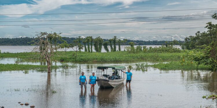 Programa de bonificação por reciclagem de plástico vai impedir que 3 milhões de garrafas cheguem aos rios da Amazônia, em 2025