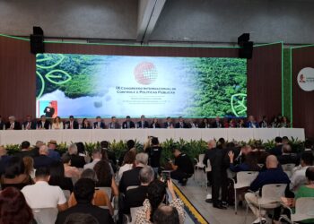Cultura, homenagem e compromisso com a sustentabilidade marcam abertura do Congresso Internacional de Controle e Políticas Públicas