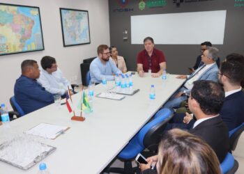TCE-AM conduz visita de Comitê do IRB a hospital de Manaus