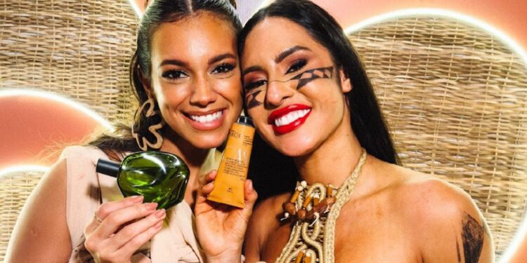 Isabelle e Alane prestigiaram camarote Natura no Festival de Parintins