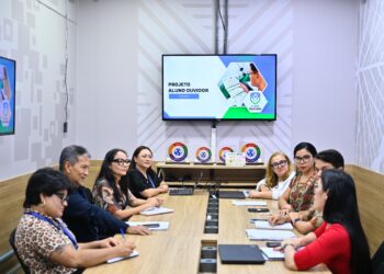 Ouvidoria do TCE-AM apresenta resultados do programa Aluno Ouvidor e planeja nova fase com a Seduc