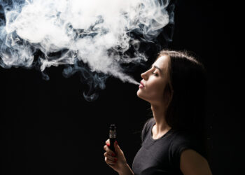 Afya Manacapuru promove ação educativa para alertar jovens sobre avanços e riscos do cigarro eletrônico