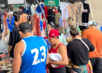 Festival de Parintins 2025: Feira de artesanato indígena da Fepiam movimenta mais de R$ 950 mil