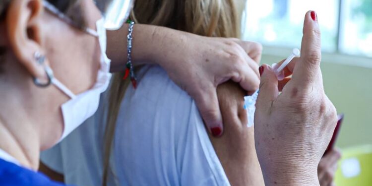 Vacina contra Hepatite A será ofertada para usuários de PrEp a partir de segunda, 21/7