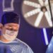Abdominoplastia corrige excesso de pele após uso de canetas emagrecedoras, explica cirurgião plástico