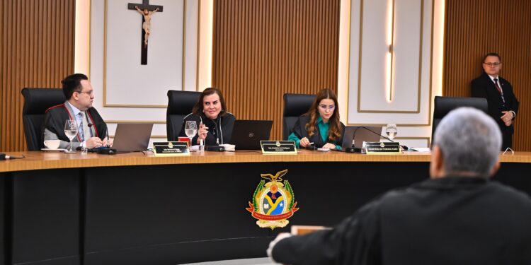 TCE-AM adota novo formato para pedidos de sustentação oral, que agora devem ser feitos pelo DEC