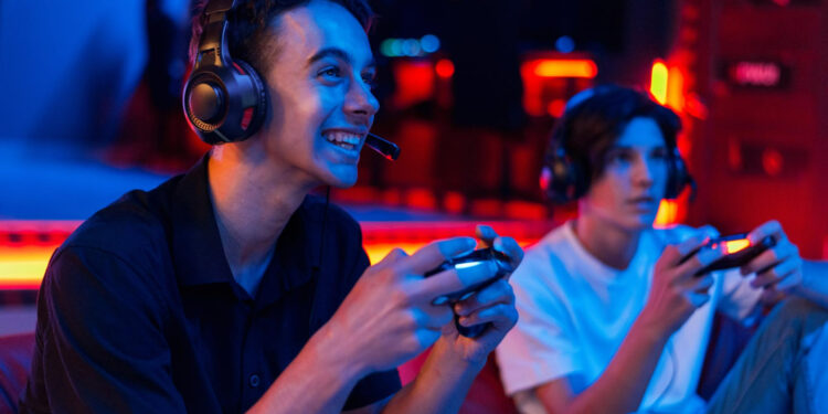 77% dos gamers brasileiros gastam até R$250 por mês com jogos digitais