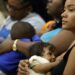 Agosto Dourado reforça a importância da amamentação e destaca papel da família e das leis de apoio às lactantes