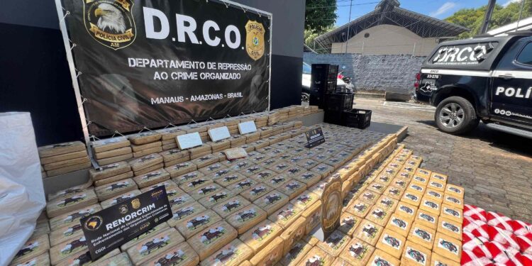Polícia prende homem com 700 kg de cocaína pura, avaliados em R$ 40 milhões no AM