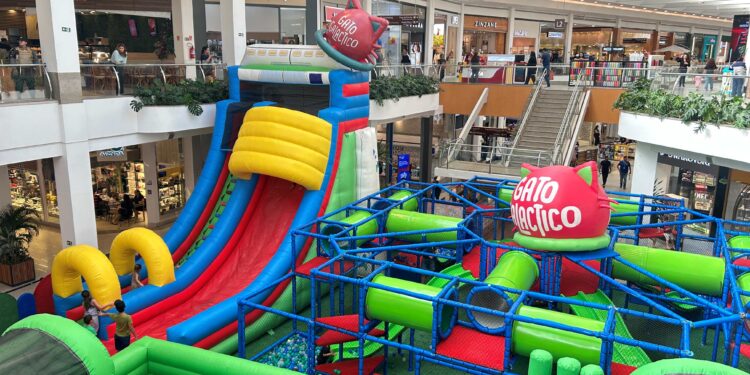 Parque do Gato Galáctico, no Amazonas Shopping, recebe visitação só até domingo