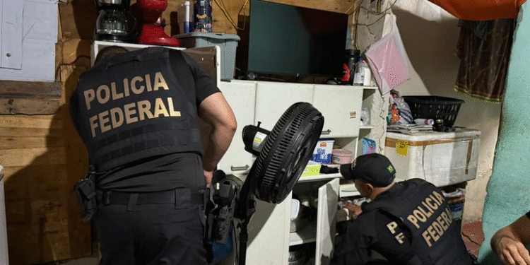 Polícia Federal prende homem por crime de abuso sexual infantojuvenil em Manaus