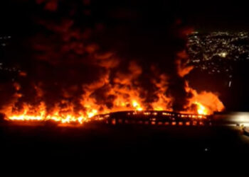 Incêndio já dura mais de sete horas em fábrica no Distrito Industrial de Manaus