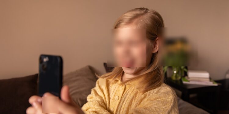 Adultização infantil nas redes: veja os riscos emocionais e o impacto da cultura digital na saúde mental