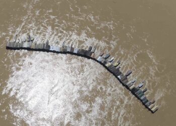 MPF recomenda destruição de 500 balsas do garimpo ilegal no Rio Madeira