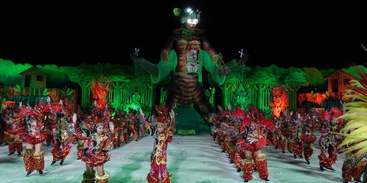 Ciranda Tradicional conquista o título de campeã do 27º Festival de Cirandas de Manacapuru