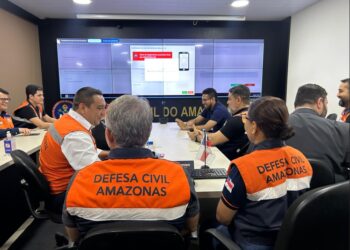 Defesa Civil lança sistema de alertas por celular no Amazonas com simulação