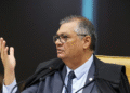 Flávio Dino vota pela condenação de Bolsonaro e mais sete; placar está 2 a 0